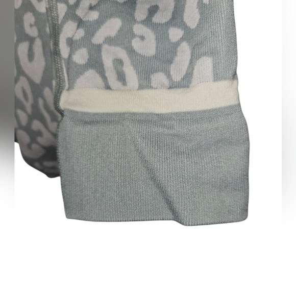 Sweaty Betty Leopard Jacquard Base Layer Leggings, Size L (US 10), NWOT - Picture 5 of 9